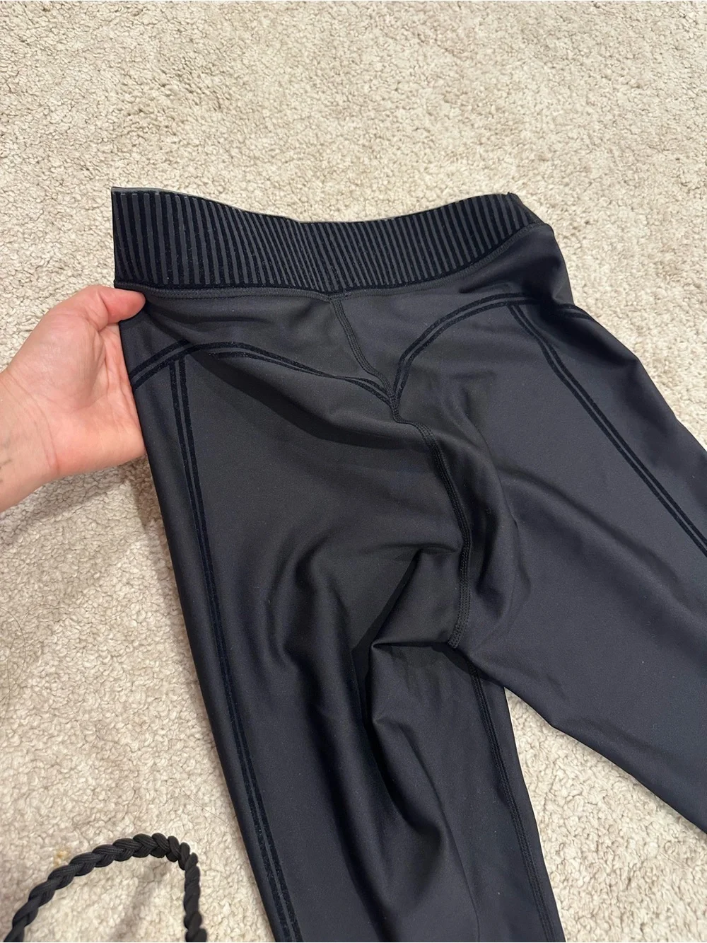 ALO Yoga Black Seam-Detail Leggings